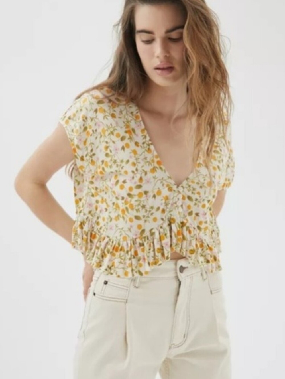 Urban Outfitters Izzy Flouncy Blouse Womens Size Small
